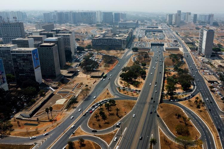 Vista aérea de Brasília; cidade está castigada pela seca