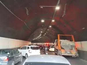 Arrastão é registrado em duas vias no centro do RJ; veja vídeo