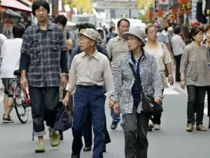 'Ansiedade e solidão': cresce número de idosos que moram sozinhos no Japão