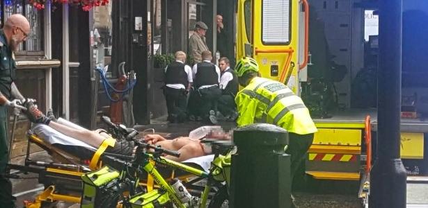 Mulher é presa por suspeita de esfaquear quatro homens em Londres