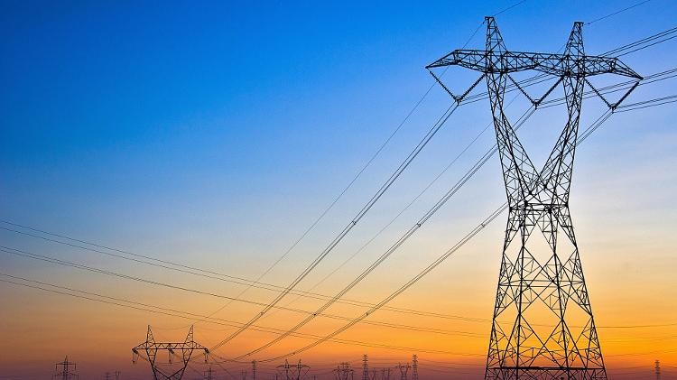 Segundo a Aneel | Distribuidora de energia da Enel em Goiás é multada em R$ 44 mi