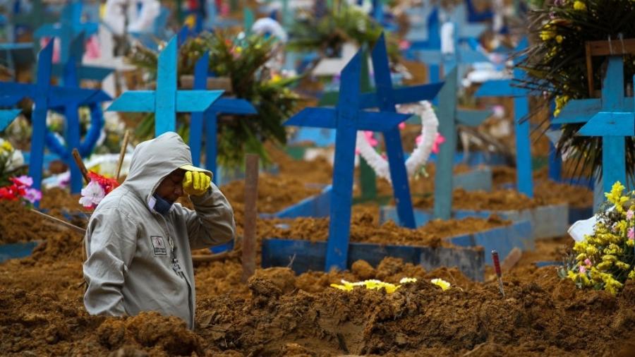 Brasil se aproxima da marca de 665 mil mortes causadas pela covid-19, de acordo com o Ministério da Saúde - Lucas Silva/picture alliance via Getty Images
