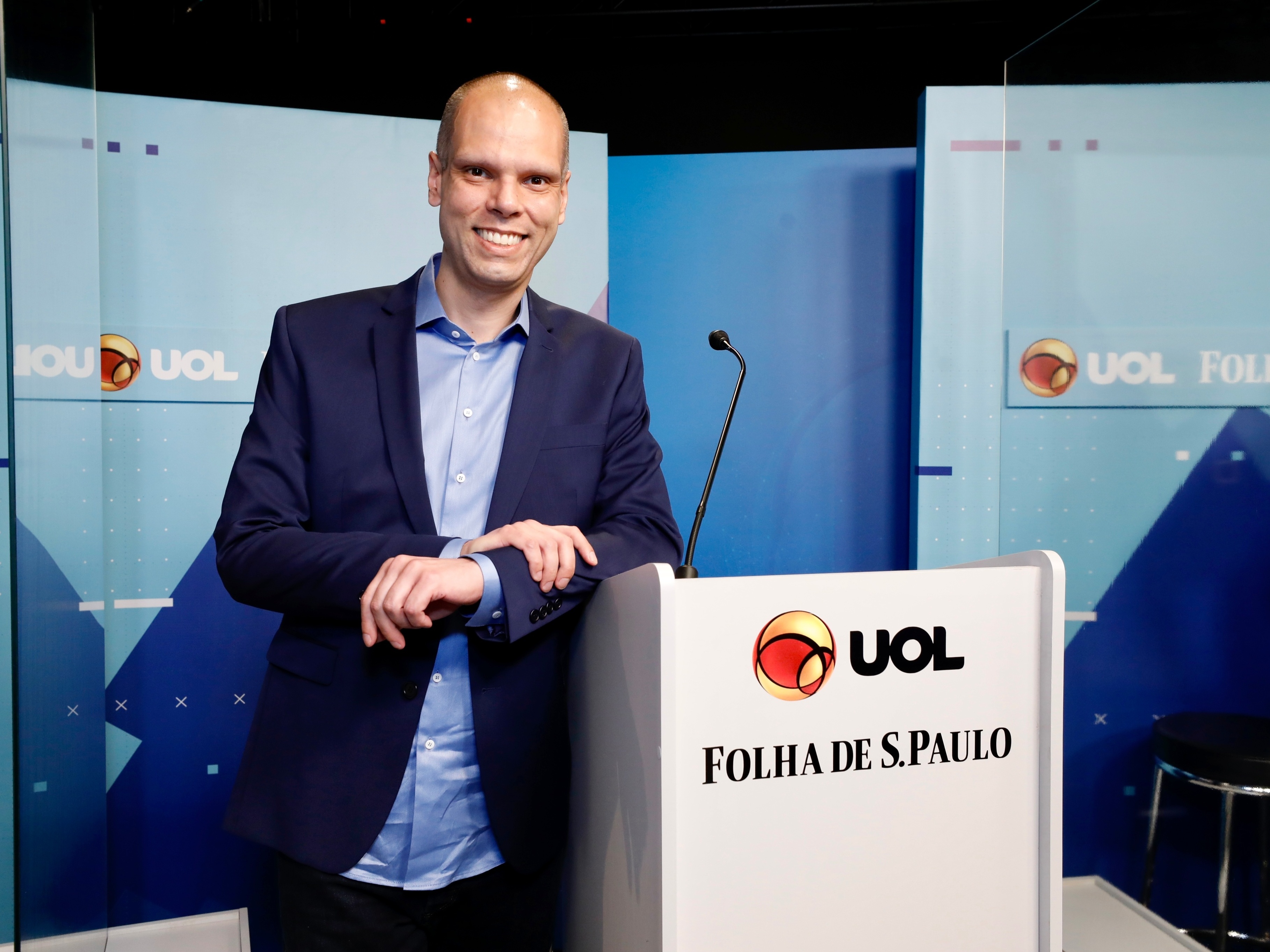 Bruno Covas é principal alvo de adversários no debate UOL/Folha