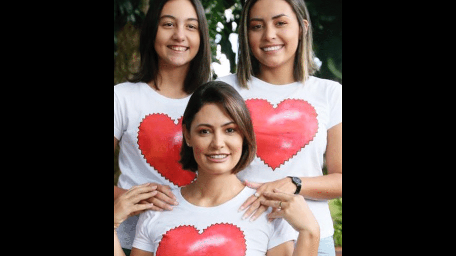 Bolsonaro e Michelle comemoram aniversário da filha Laura no Alvorada