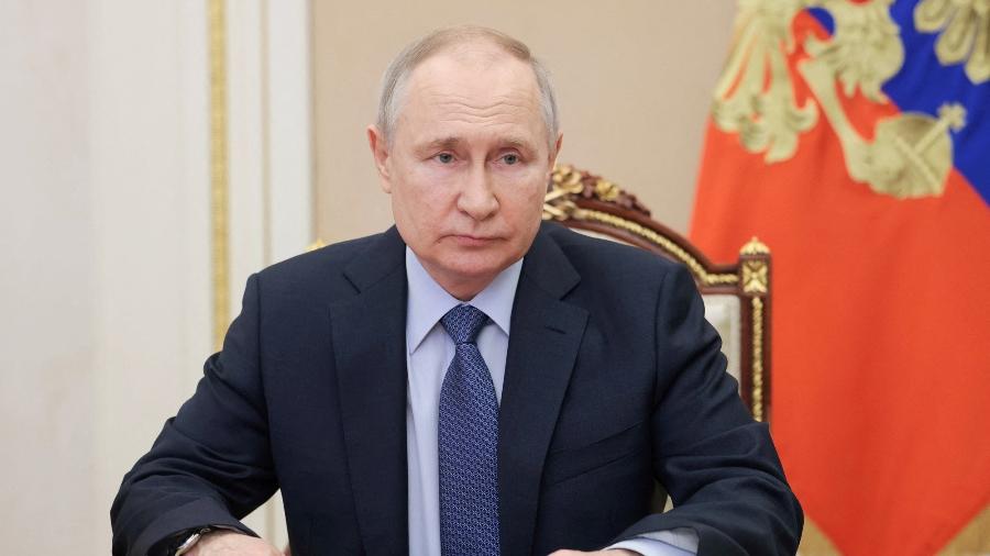 Vladimir Putin, presidente da Rússia, fez visita surpresa a cidade ucraniana neste domingo (19) - Sputnik/Mikhail Metzel/Kremlin via REUTERS