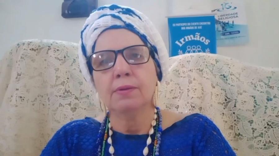 Mãe de santo Doné Solange de Ogum diz ter sido apedrejada em uma mata no Rio de Janeiro