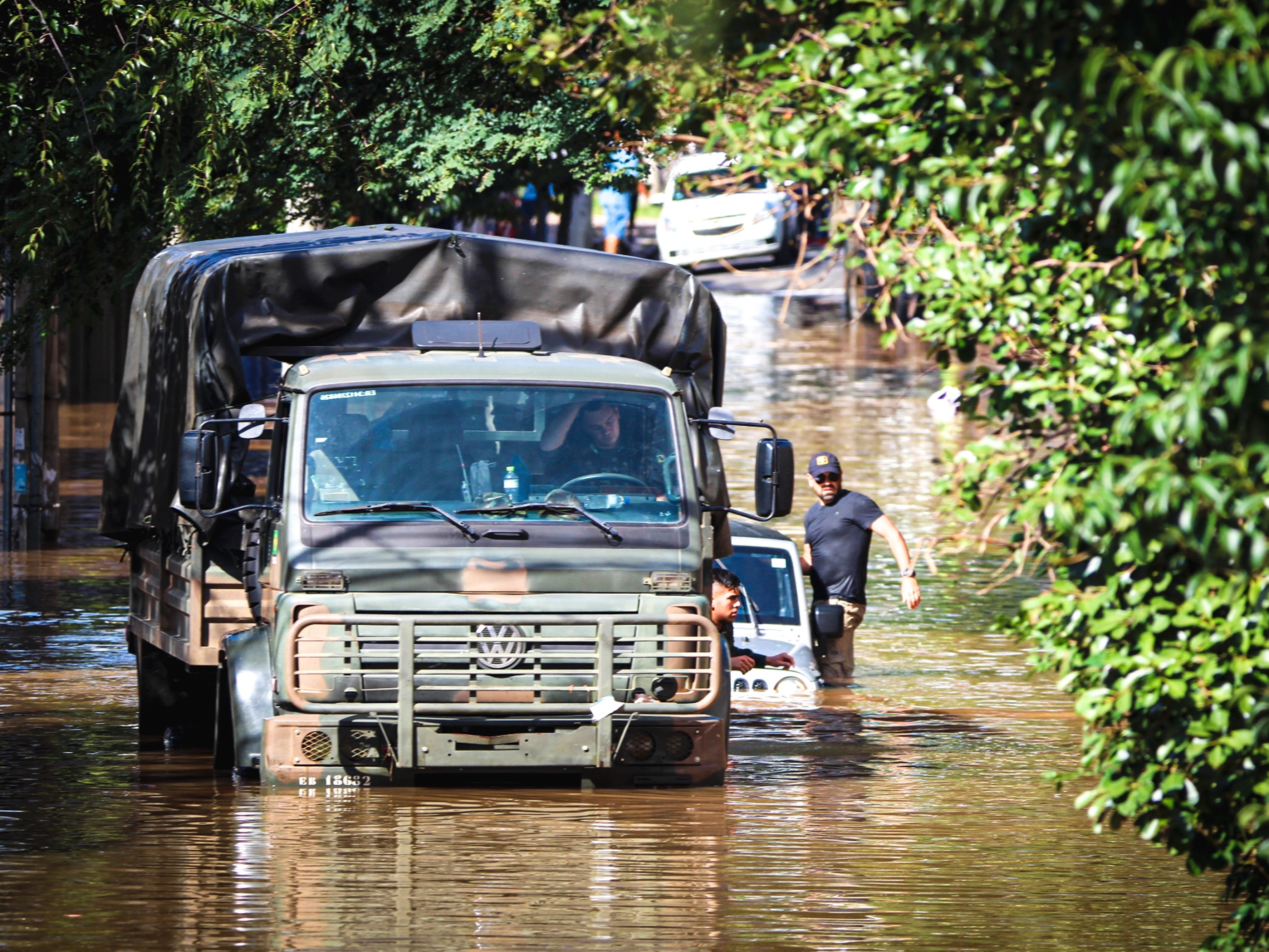 Chuva no RS: comida deve ficar mais cara, e não se sabe efeito na inflação