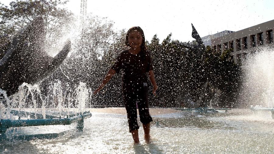 México encara onda de calor - ULISES RUIZ / AFP