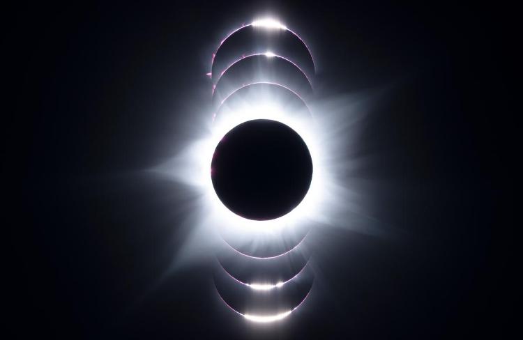 'Eclipse solar total'