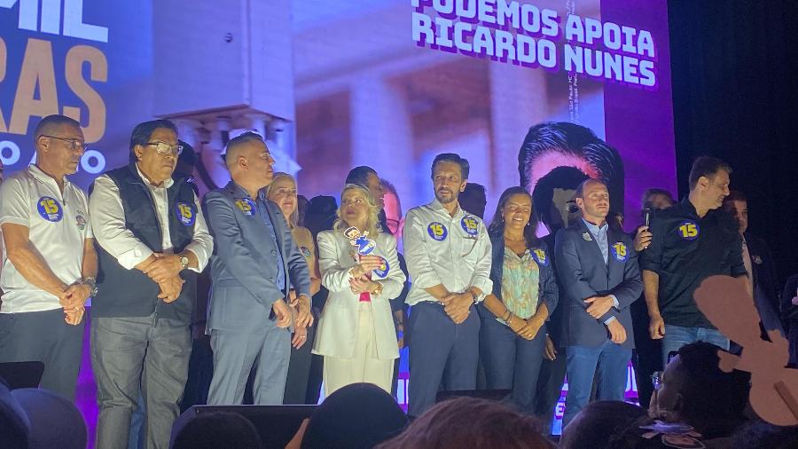 Ricardo Nunes em evento de campanha na Liberdade, em São Paulo