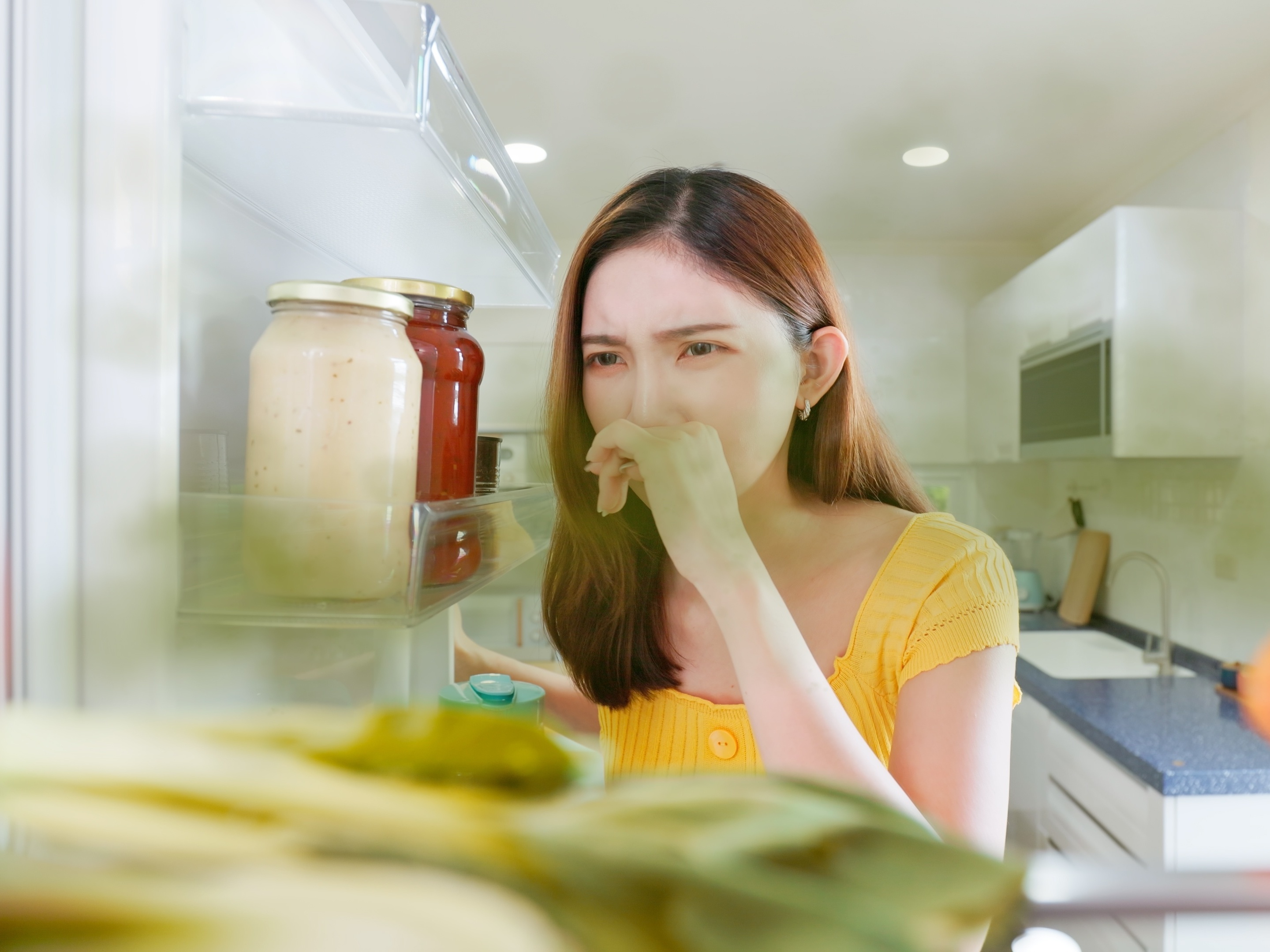 Como tirar cheiro ruim de geladeira? Veja soluções