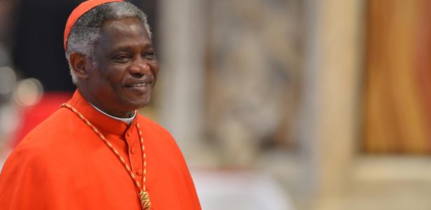Conclave: o que significam os trajes usados pelos cardeais no evento