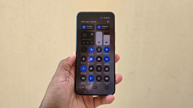 Aproveitamento de tela do Realme 14 Pro+ é de 93,8% Aproveitamento de tela do Realme 14 Pro+ é de 93,8%