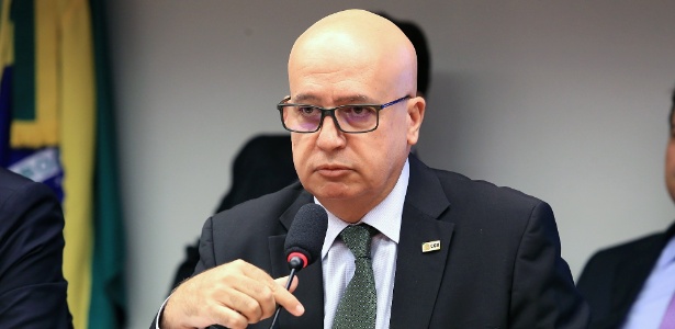 O ministro-chefe da CGU, Valdir Simão, disse que a CGU já instaurou 30 processos para investigar a participação de empresas em fraudes - Antônio Augusto/Agência Câmara