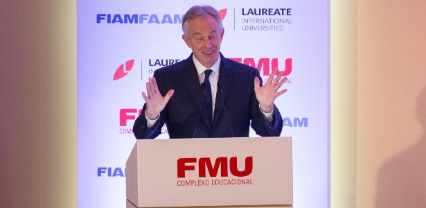 Tony Blair durante palestra concedida para alunos, educadores e empresários, em SP - Paulo Lopes/Futura Press