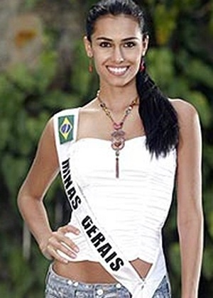 Resultado de imagem para Ex-miss Minas Gerais é presa suspeita de integrar esquema de fraude em Esmeraldas