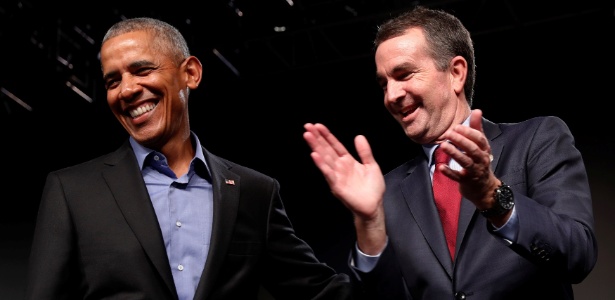 Ralph Northam, novo governador da Virgínia, com Obama durante a campanha eleitoral - REUTERS/Jonathan Ernst 