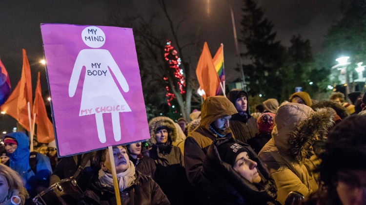 13.jan.2018 - Mulheres protestam pelo direito ao aborto na Polônia - Wojtek Radwanski/AFP - Wojtek Radwanski/AFP