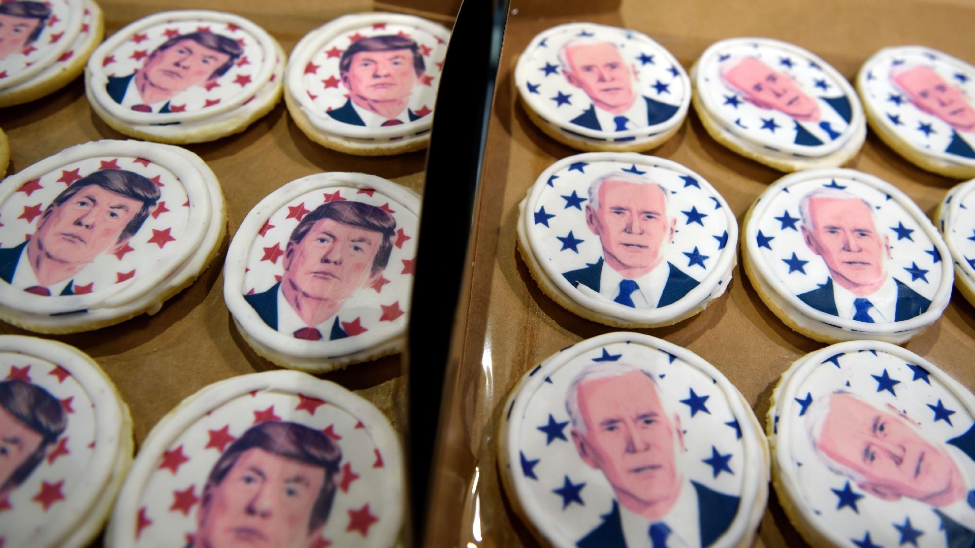 03 out. 2020 - Padaria Oakmont Bakery, na Pensilvânia, vende biscoitos com os rostos de Trump e Biden - Jeff Swensen/Getty Images