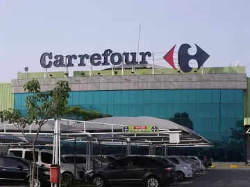 Restaurantes boicotam Carrefour Brasil após declaração de CEO na França