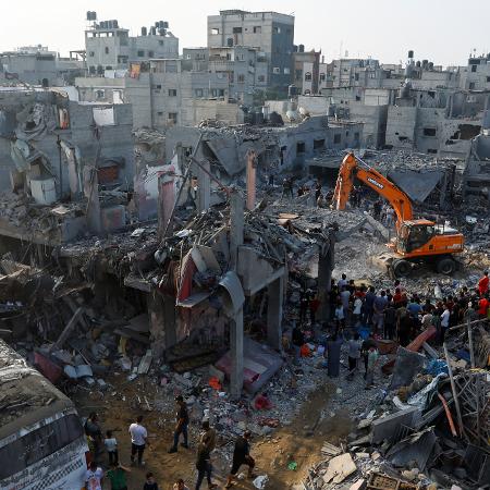 Guerra entre Israel e o Hamas chegou ao 19º dia nesta quarta-feira (25), com Gaza sendo tomada por destruição