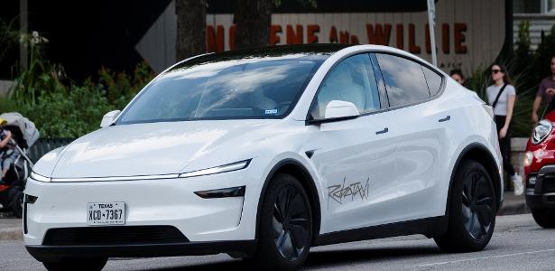 Tesla chega a sete acidentes com robotáxis em cinco meses e acende alerta
