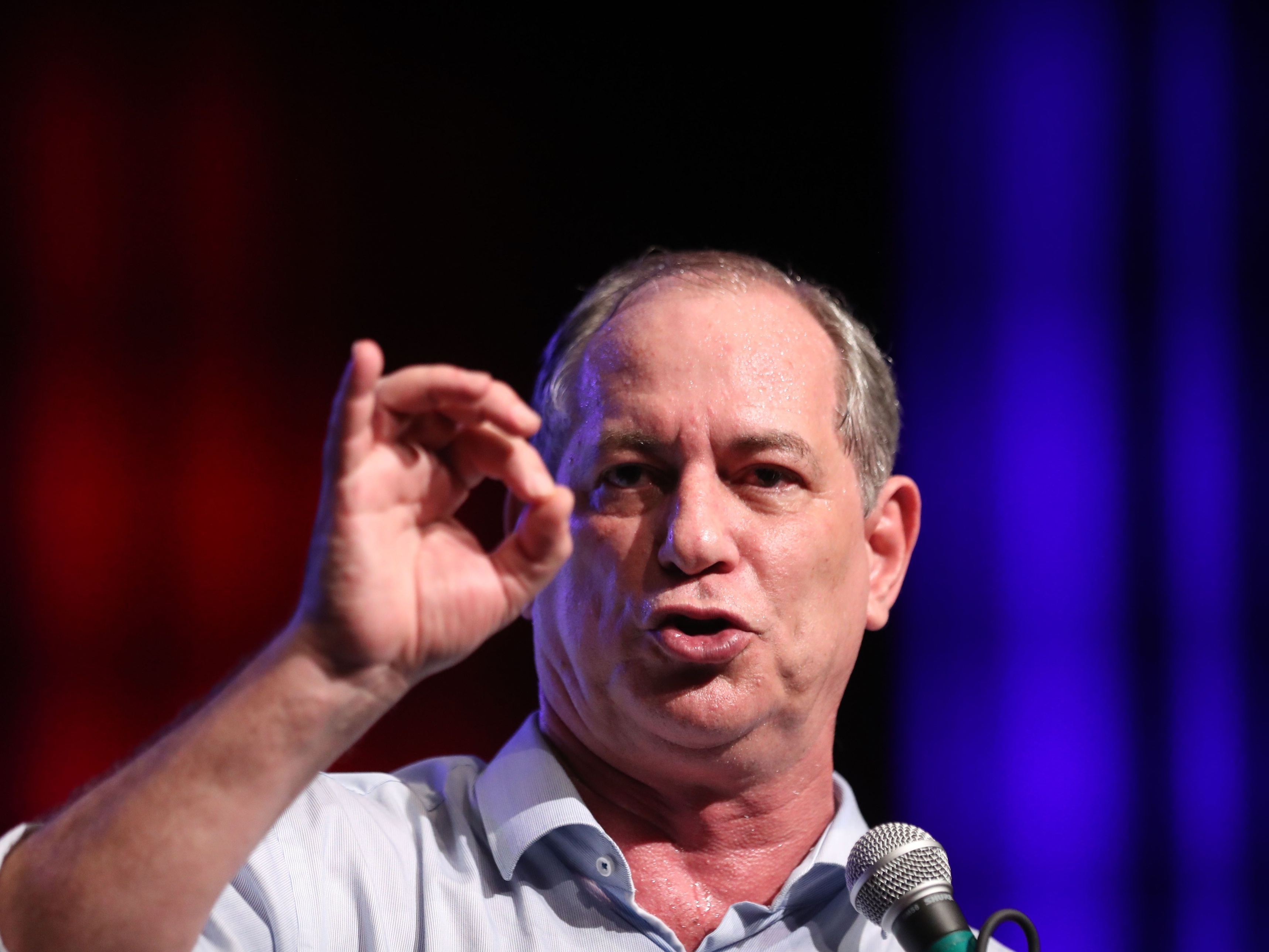 Ciro Gomes critica Lula e Bolsonaro durante a 8 Brazil Conference