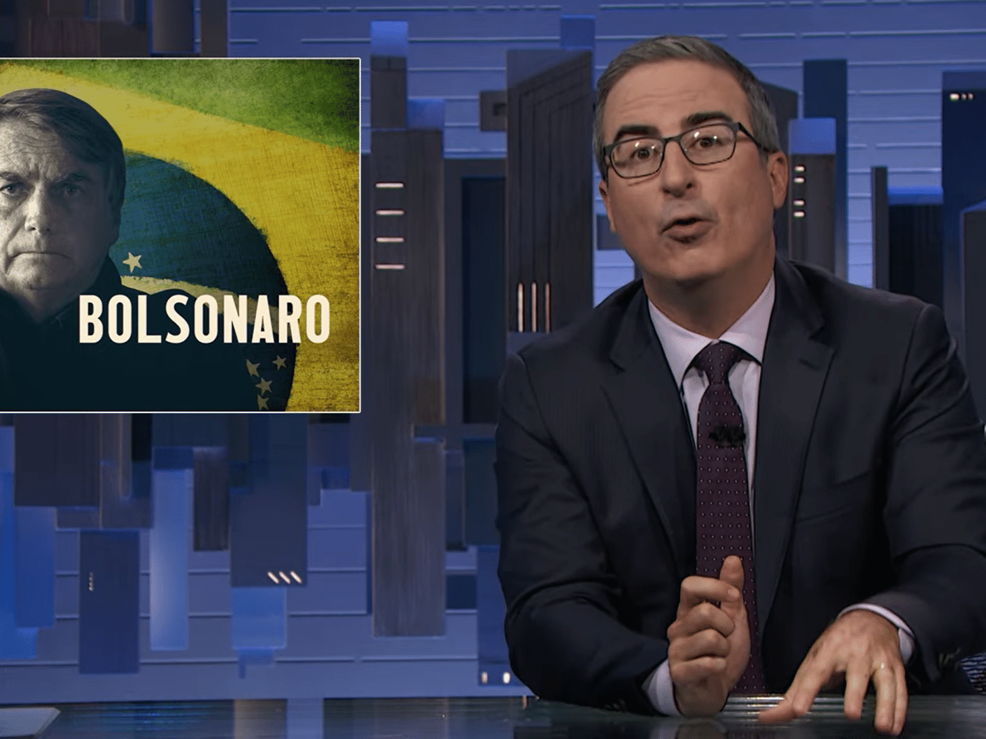 Capit&oacute;lio de Bolsonaro 'pode ser mais destrutivo', diz John Oliver