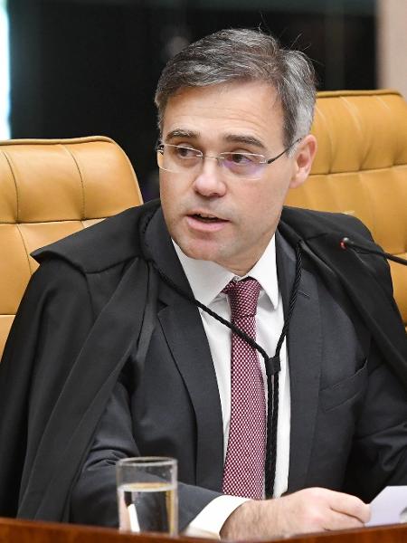 18.mai.23 - O ministro André Mendonça participa de sessão plenária do STF