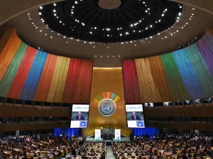 ONU diz que tanques israelenses invadiram base de forças de paz