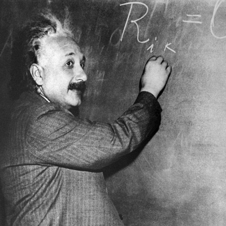 Albert Einstein escreveu homenagem a Emmy Noether por ocasião de sua morte - AFP