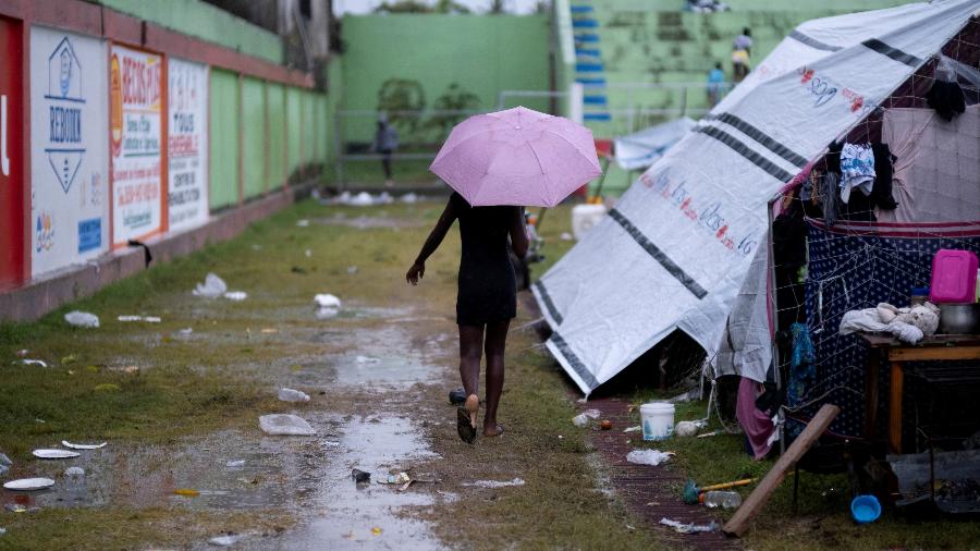 Tempestade Tropical Grace causou estragos ao passar pelo Haiti - RICARDO ARDUENGO/REUTERS