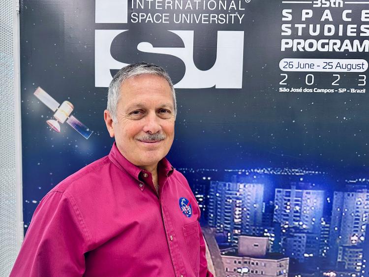 John Connolly em São José dos Campos para o Space Studies Program 2023