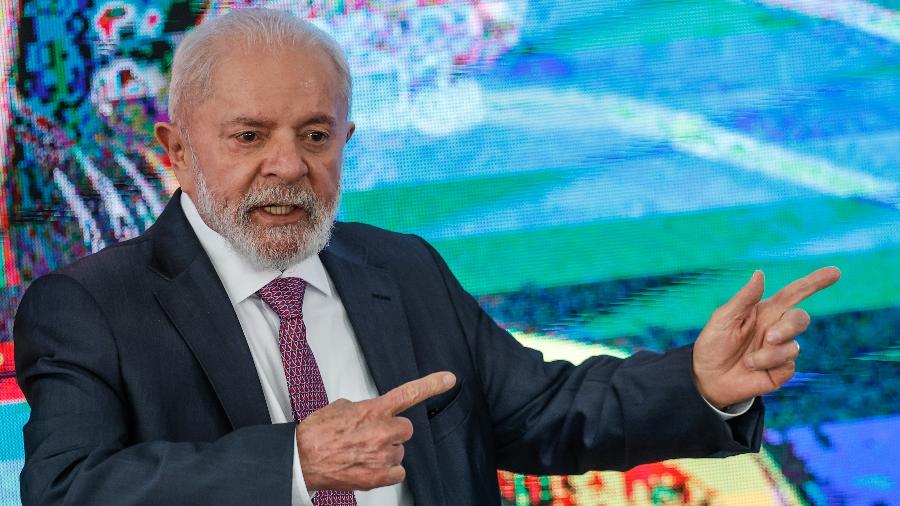 O presidente Lula participa de evento no Palácio do Planalto