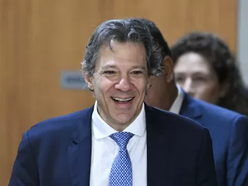 Pesquisa Quaest aponta que brasileiro já vê Haddad como sucessor de Lula