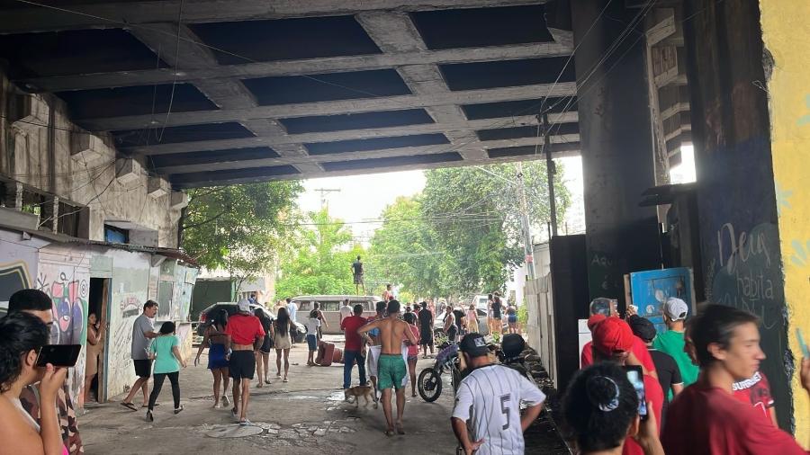 Moradores da Favela do Moinho se manifestam contra remoção da área Moradores da Favela do Moinho se manifestam contra remoção da área