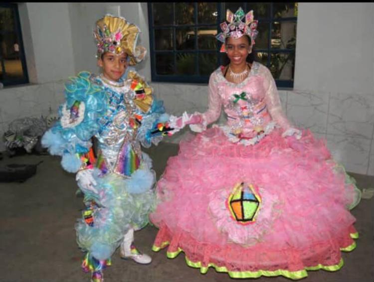 Herus, quando criança, em festa junina no morro Santo Amaro Herus, quando criança, em festa junina no morro Santo Amaro
