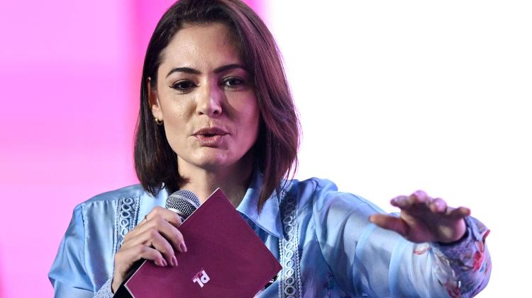 Michelle é esperança de diminuir a rejeição, mas não se engajou na campanha até agora