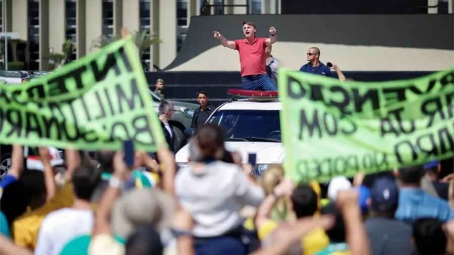 Bolsonaro fará discursos em atos a favor de seu governo - Foto: Reuters (19/04/2020)