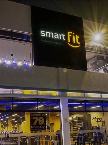 Imagem mostra a fachada de uma das unidades da Smart Fit  - Reprodução/Instagram