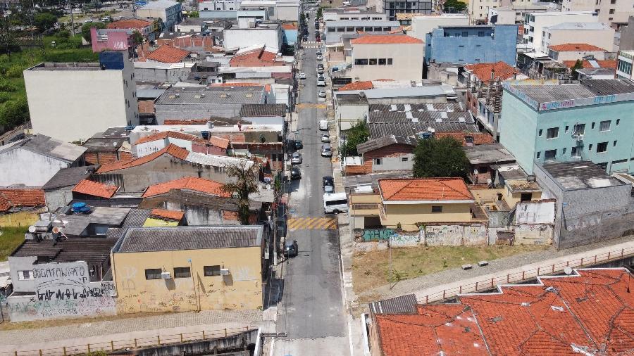  Vista aérea da região de Taboão da Serra (SP), cidade mais densamente povoada do país - RONALDO SILVA/FUTURA PRESS/ESTADÃO CONTEÚDO