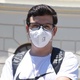 Estudante Gabriel, que pretende fazer medicina, na UFF do Campus Gragoatá em Niterói (RJ) - GABRIEL BASTOS/ESTADÃO CONTEÚDO