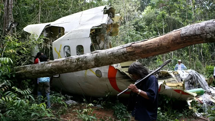 Destroços do Boeing 737-800 que caiu no Mato Grosso em 2006; acidente com o voo 1907 da Gol matou as 154 pessoas a bordo - Jorge Araújo/Folhapress - Jorge Araújo/Folhapress