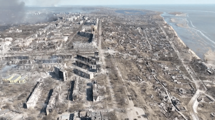 Mariupol port city besieged by Russian troops since early March - BBC - BBC