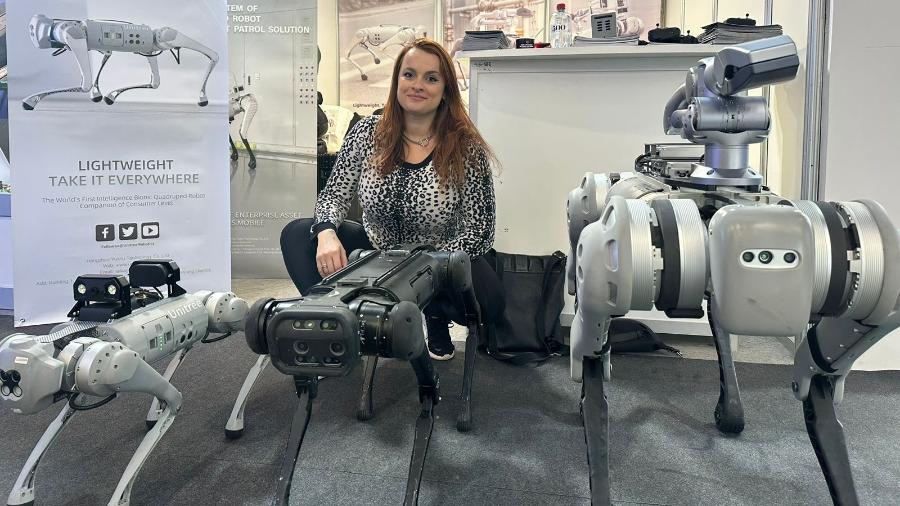 Fabricante chinesa Unitree exibiu no MWC 2023 três diferentes modelos de cão-robô: Go1, Aliengo e B1 - Marcella Duarte