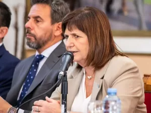 Argentina: Ministra denuncia número 2 da Segurança por suposta corrupção