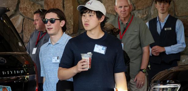 Gênio e bilionário: quem é o jovem que quer virar o jogo da IA contra China