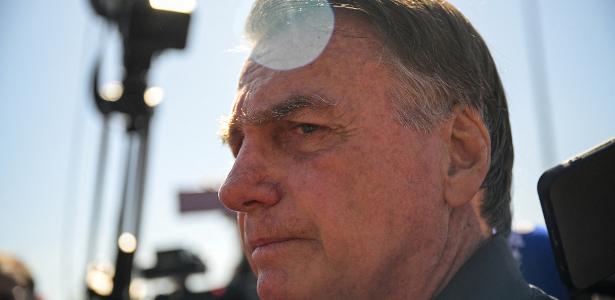 STF manda Bolsonaro usar tornozeleira: pode tomar banho com ela? E viajar?