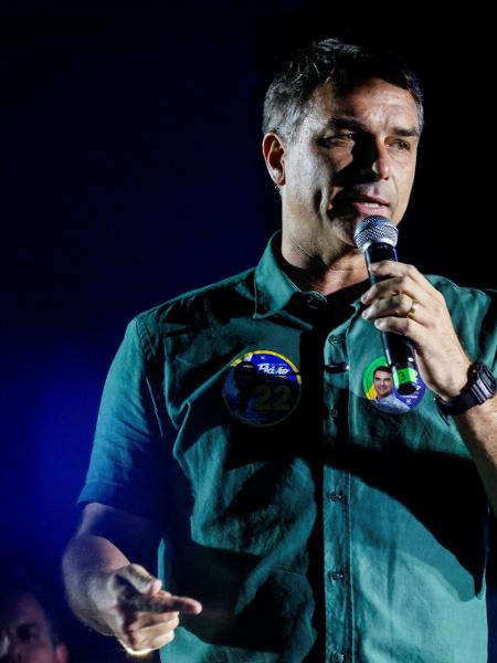 Flávio Bolsonaro em ato de campanha em Guarulhos (SP) 21/10