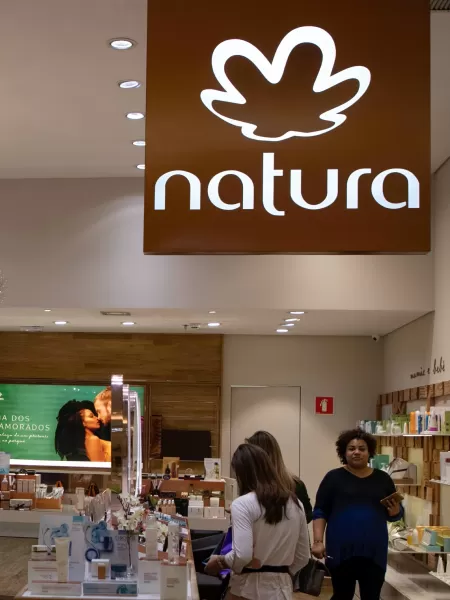 A história e as estratégias da Natura, empresa brasileira que comprou a Avon  - 23/05/2019 - UOL Economia